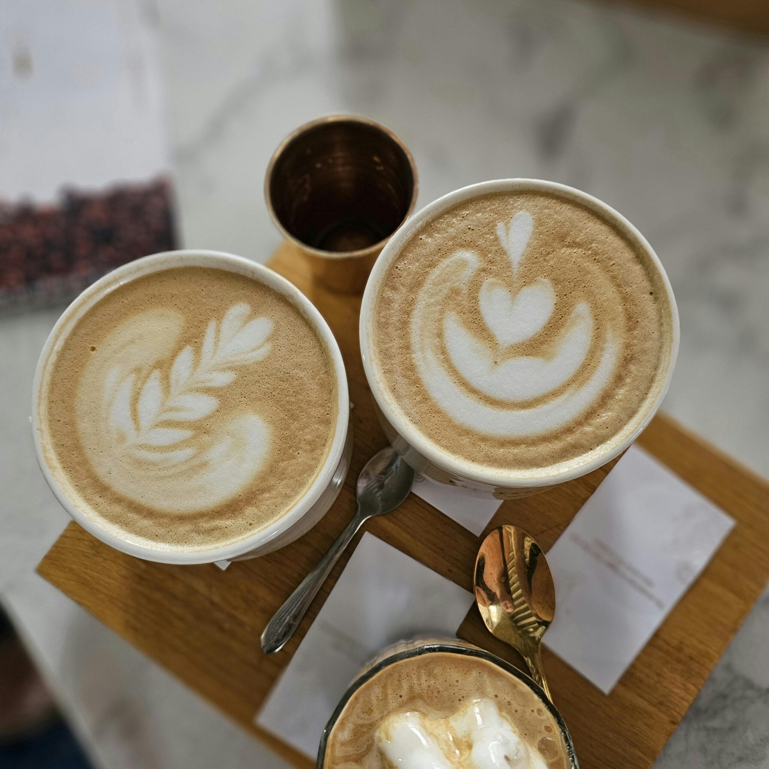cafeaua si parfumul scaled